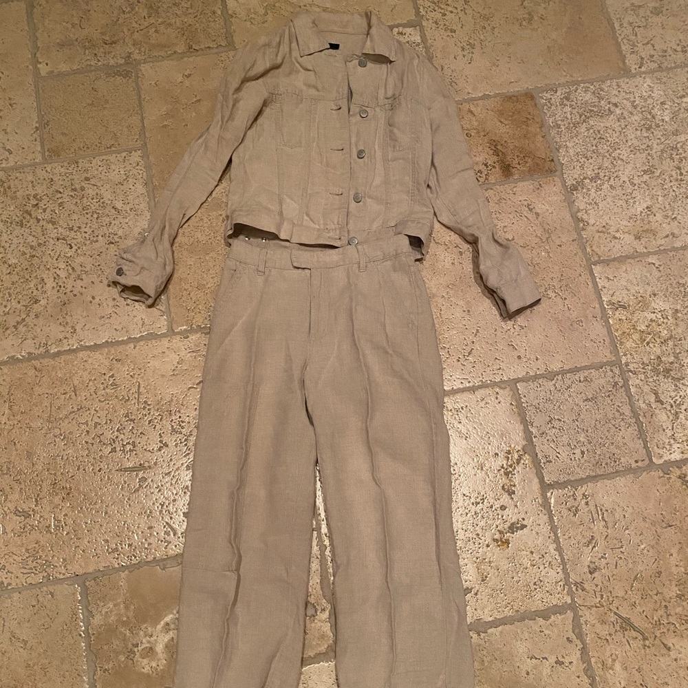 The Limited Pant Suit (size xs)